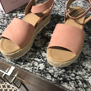 Soda Stride Around Town Espadrille Sandals